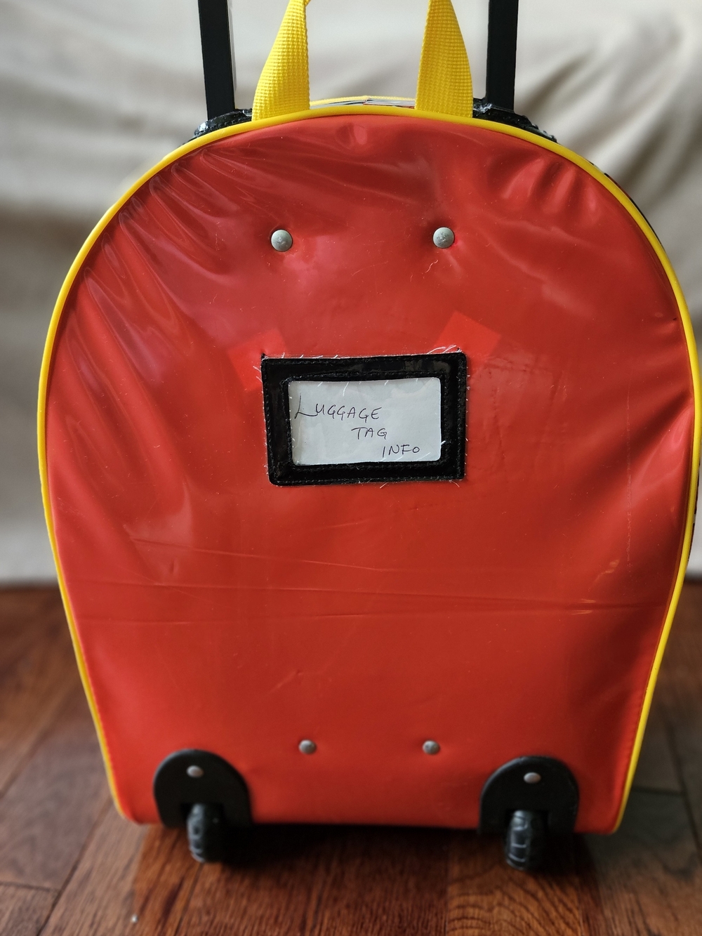 Spider-Man 'Queens' Edition, Kids Roller Luggage Disney Store Exclusive - Picture 4 of 13